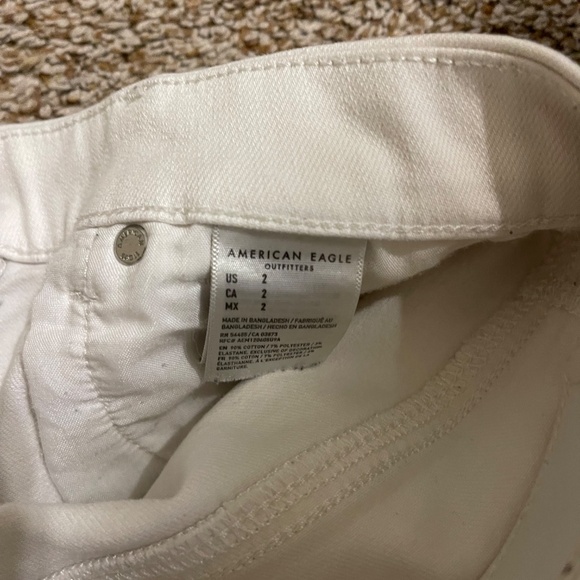 American Eagle Hi-Rise Shortie size 2 - Picture 3 of 4
